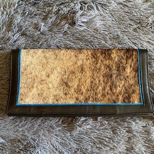Gorgeous leather calf skin clutch with blue detail